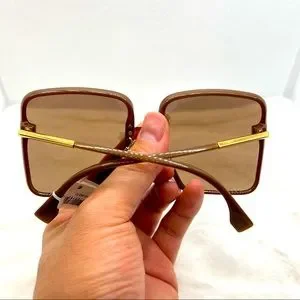 Fendi New Oversized Square Authentic Sunglasses Brown Buy FENDI Fendi Way Oversized Square Sunglasses Online  main image 3